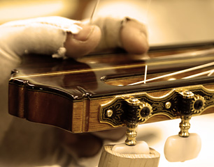 famosa 法摩萨吉他